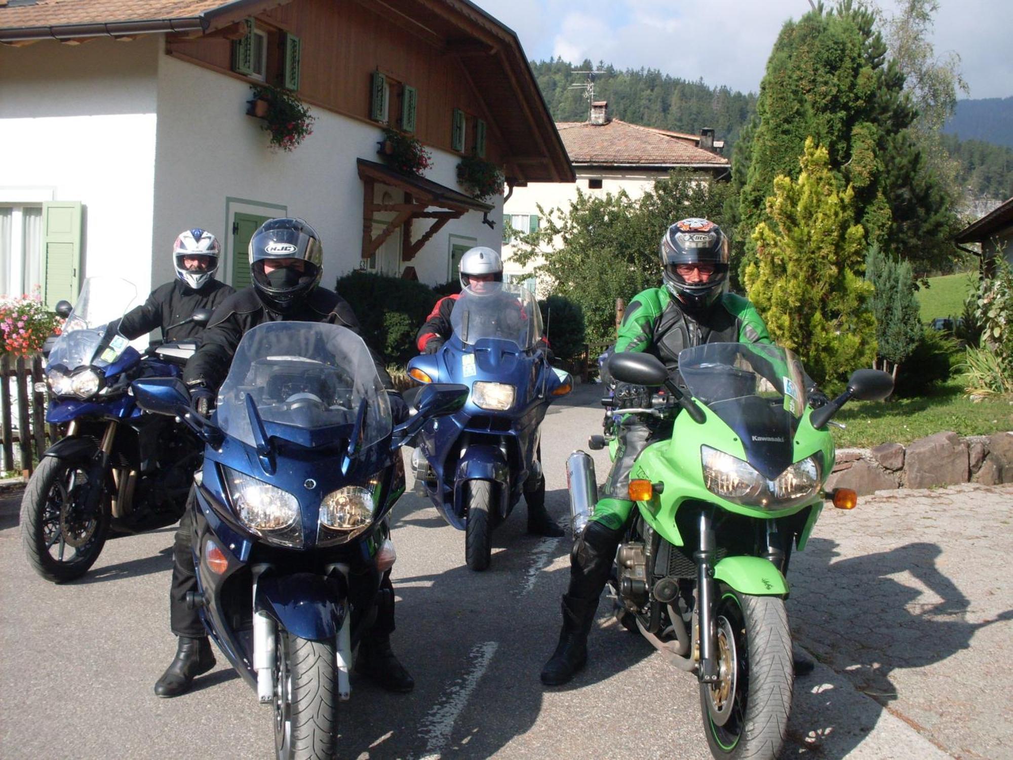 Albergo Aurora Tret Esterno foto