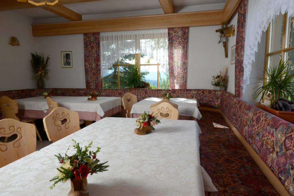 Albergo Aurora Tret Esterno foto